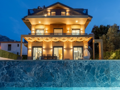 Villa Azure Luxe