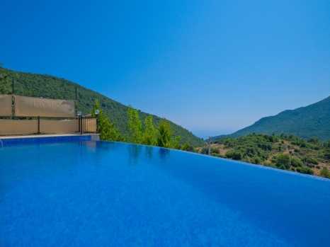 Villa Nazlı