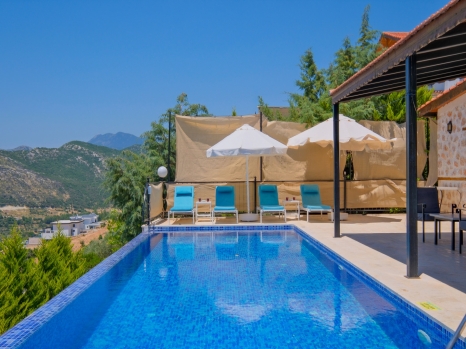 Villa Ev May
