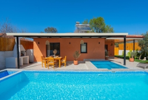 Villa Macblue 0 Resim