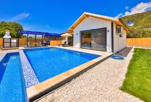 Villa Erisa 1 Resim