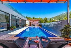 Villa Neon 1 Resim