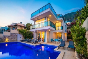 Villa Trios 2 Resim