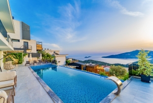 Villa July 1 Resim