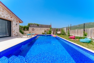 Villa Opulent 1 Resim