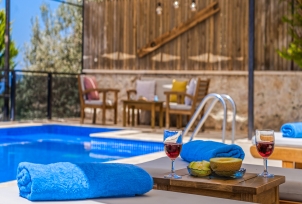 Villa Neco Doğu 2 Resim