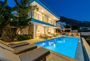 Villa Al-Nuzha 0 Resim